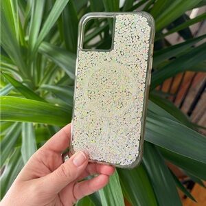 Glitter Holographic MagSafe Phone Case for iPhone 14 - Clear Sparkle Protection